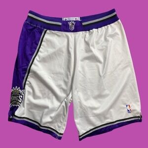 Vintage 90s Sacramento Kings Starter team issued shorts